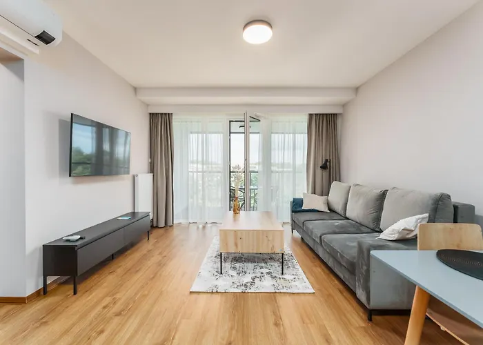 Akces Apartamenty Kasprowicza 20C- Parking W Marcu 2026 W Cenie Basen, Sauny, Jacuzzi, Silownia W Cenie - Parkplatz Im Maerz 2026 Im Preis Enthalten Schwimmbad, Saunen, Jacuzzi, Fitnessstudio Im Preis