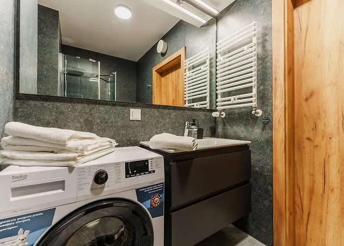 Apartamento Akces Apartamenty Kasprowicza 20C- Parking W Marcu 2026 W Cenie Basen, Sauny, Jacuzzi, Silownia W Cenie - Parkplatz Im Maerz 2026 Im Preis Enthalten Schwimmbad, Saunen, Jacuzzi, Fitnessstudio Im Preis