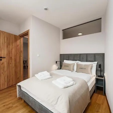 Akces Kasprowicza 20c- Basen, Sauny, Jacuzzi, Silownia W Cenie - Schwimmbad, Saunen, Jacuzzi, Fitnessstudio Im Preis Apartment *